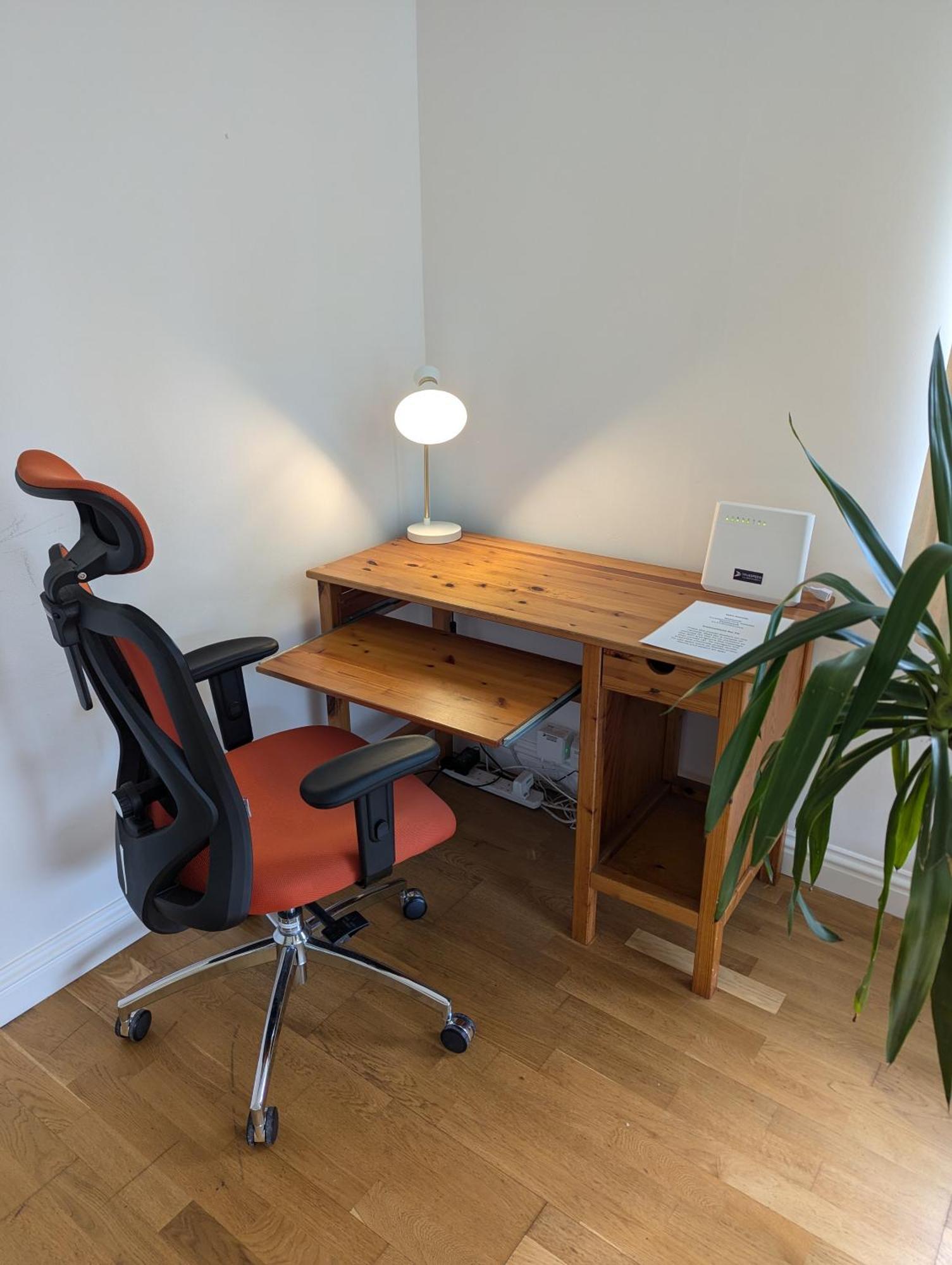 Peaceful Glastonbury Bungalow - Ideally Located 외부 사진